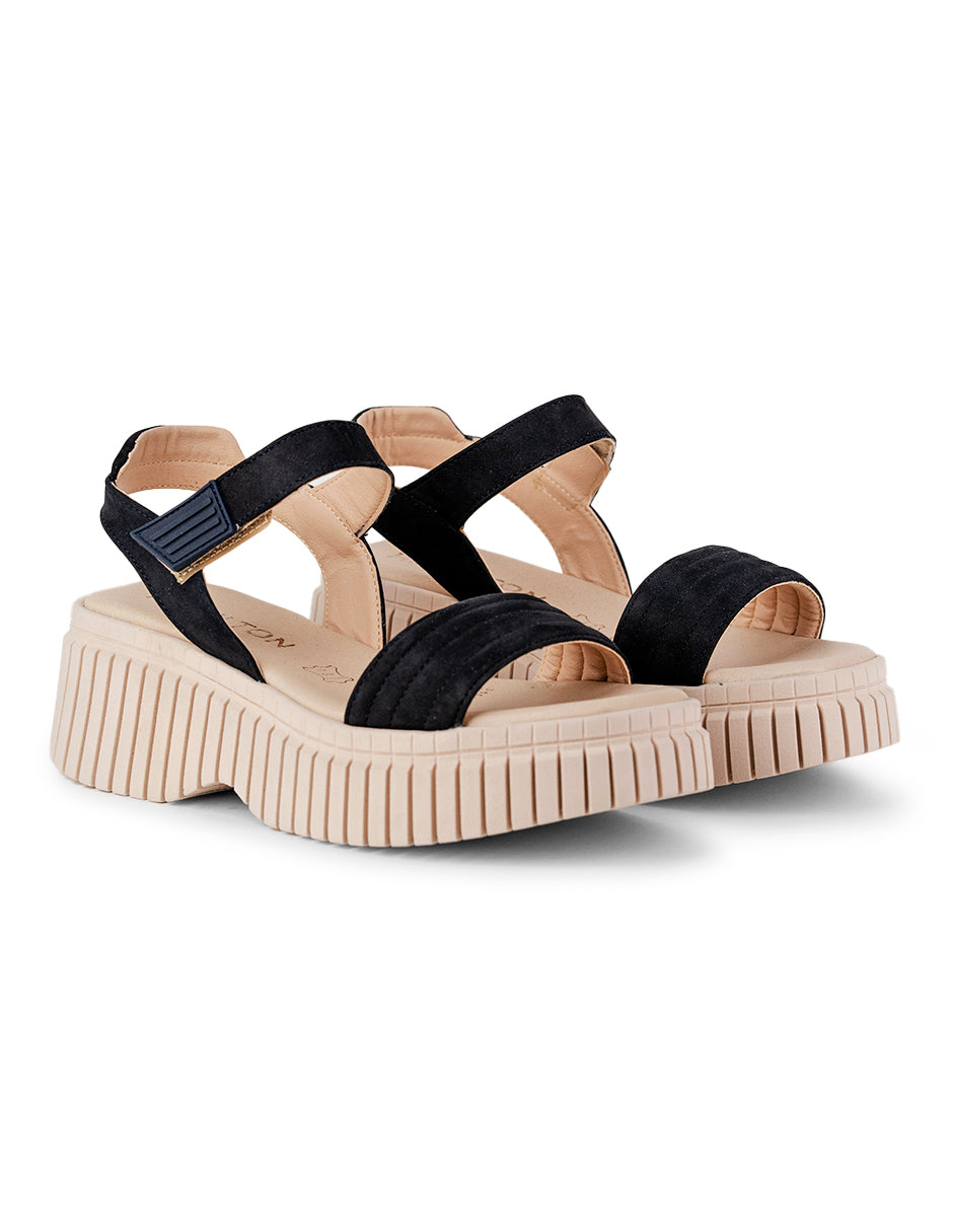 Cora Navy
