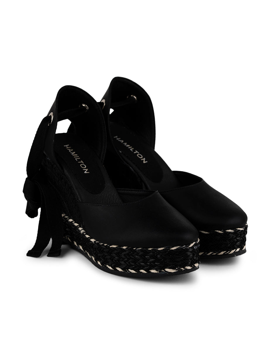 Pandora Black