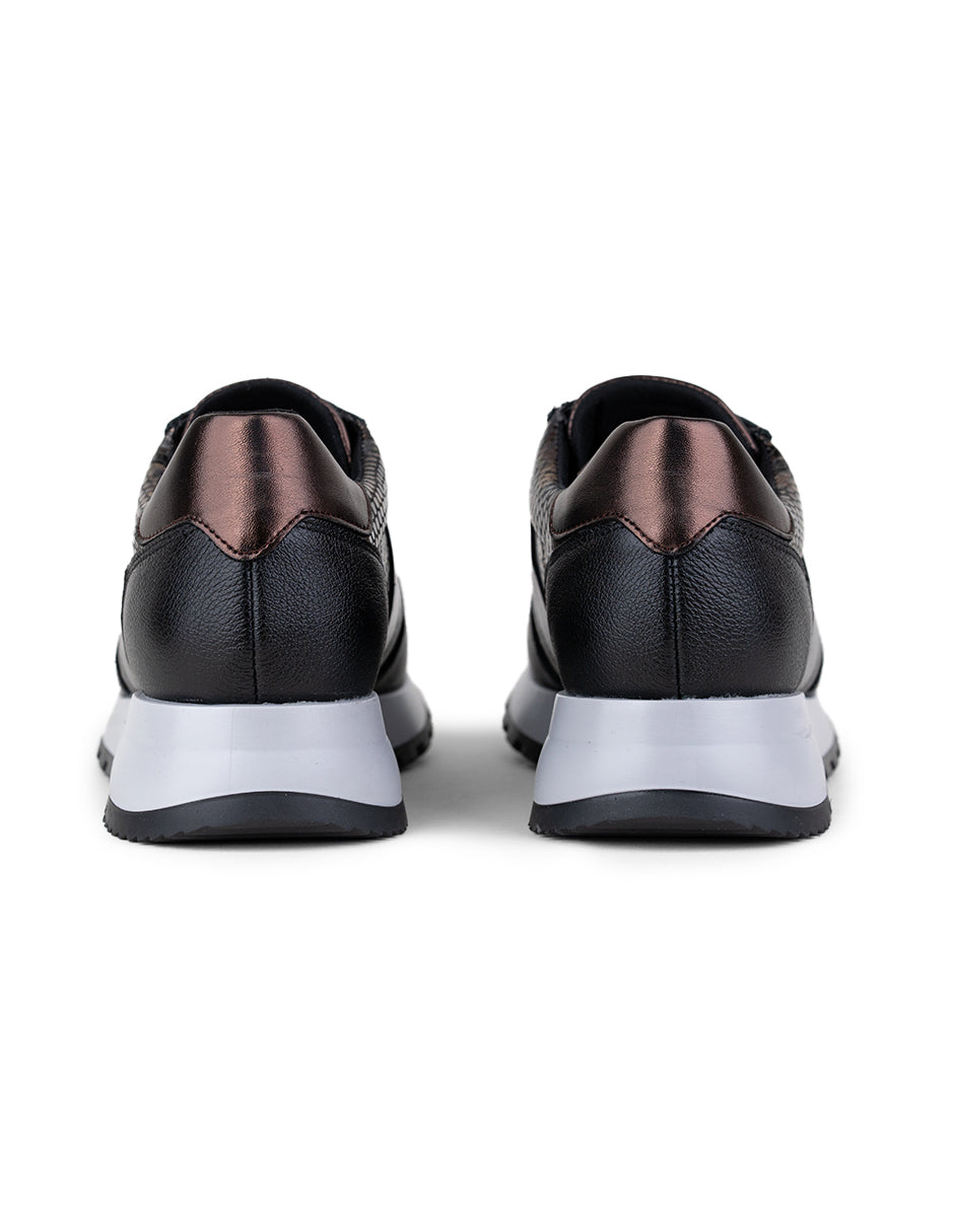 Valerie Black Python