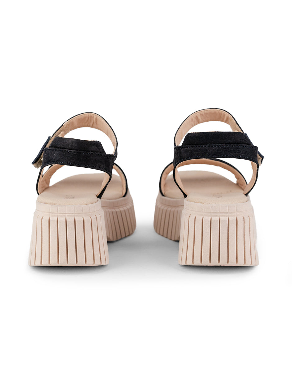 Cora Navy
