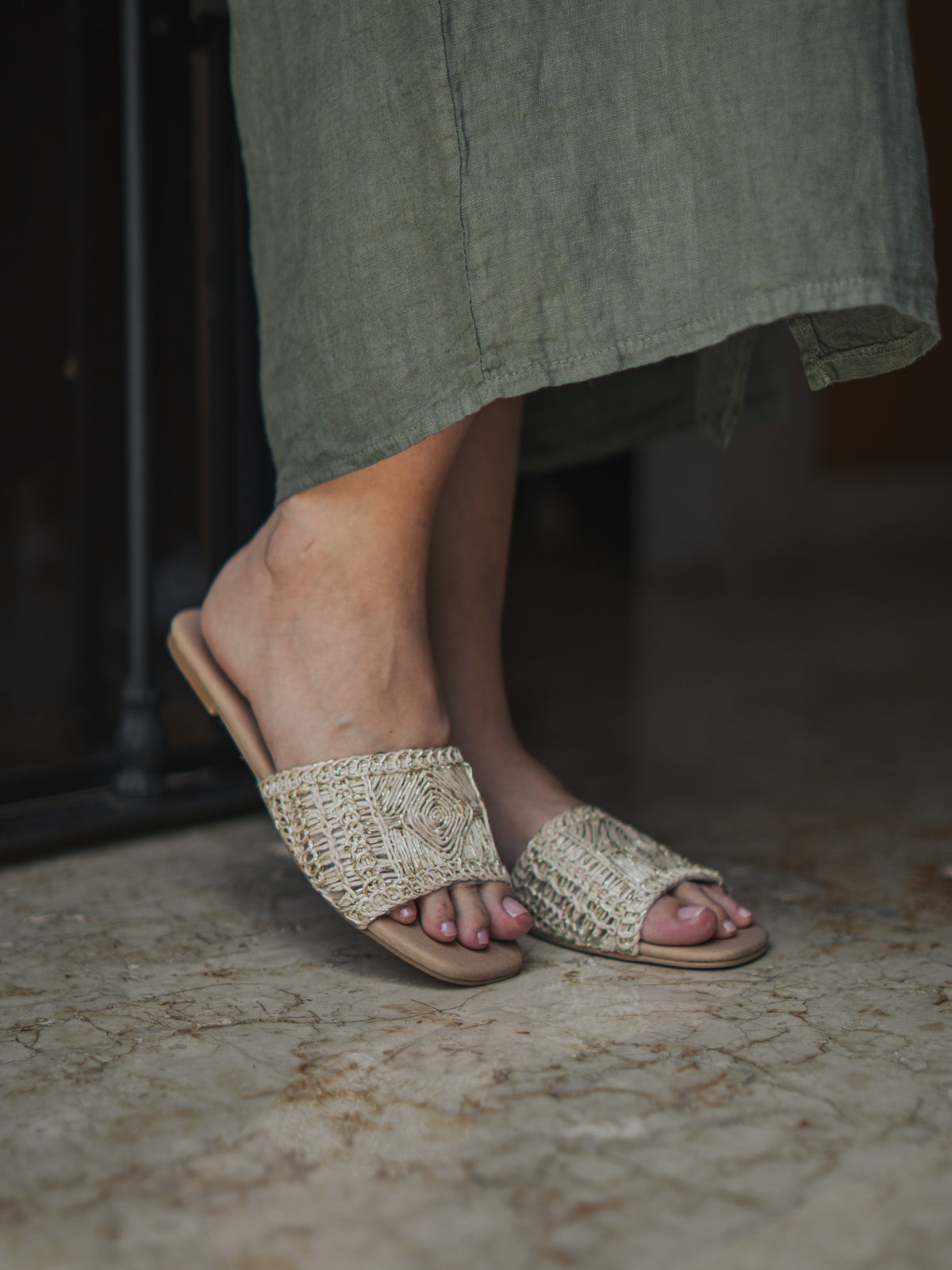 Hana Ivory Luxe