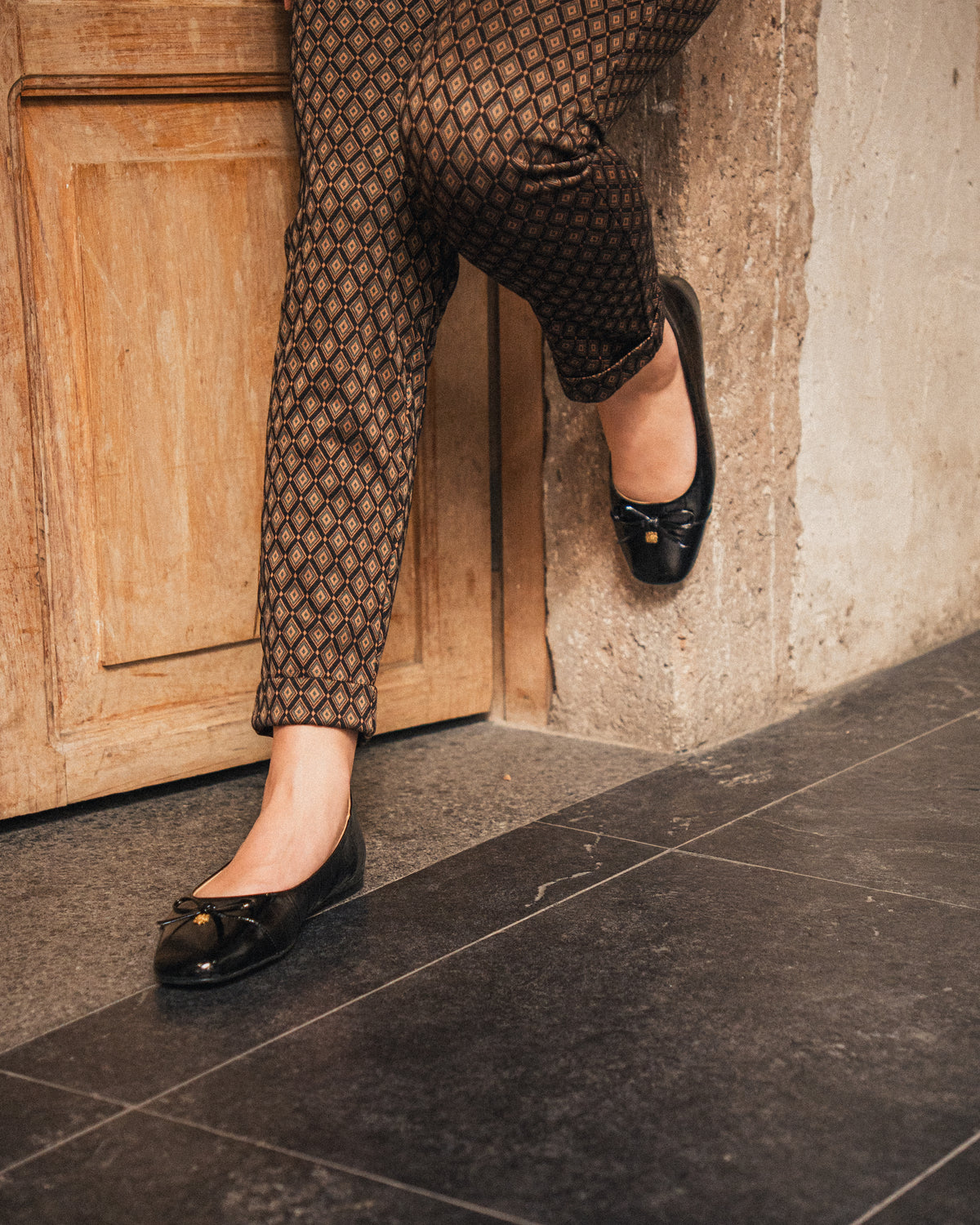 Elisa Black Croco